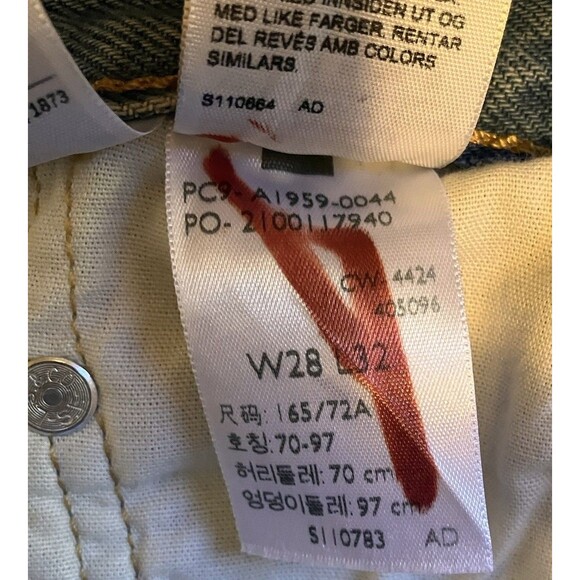 Levi’s 501 Men’s Light Wash Jeans 28x32 Button Fly NEW Big E Red Tab 100% Cotton - Picture 13 of 13